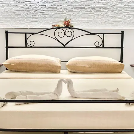 Roncella E La Sua Storia Centro Storico * Gallipoli